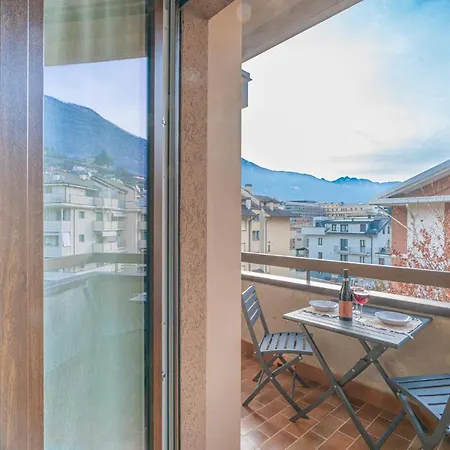 Valtellina Apartment *